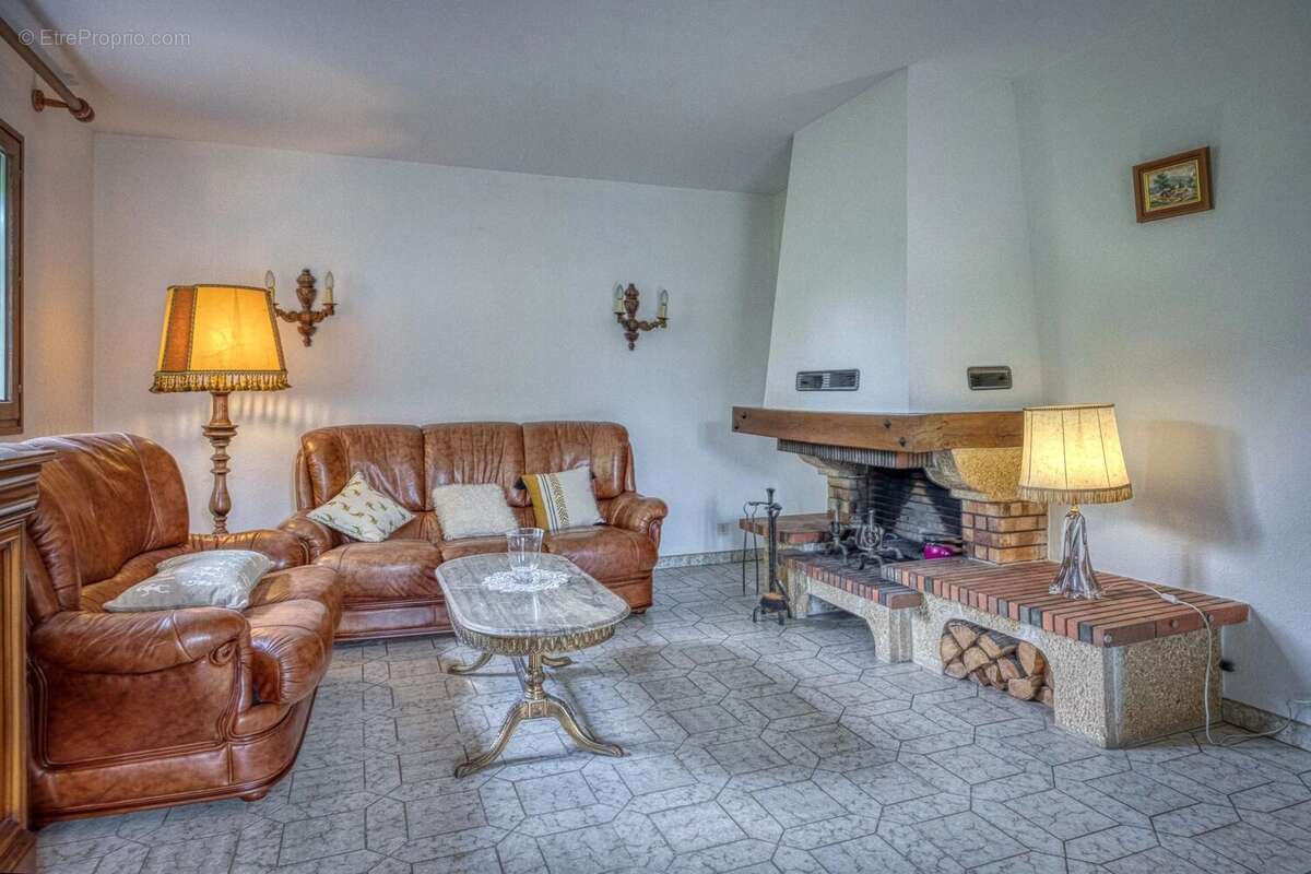 Maison à SAINT-ISMIER