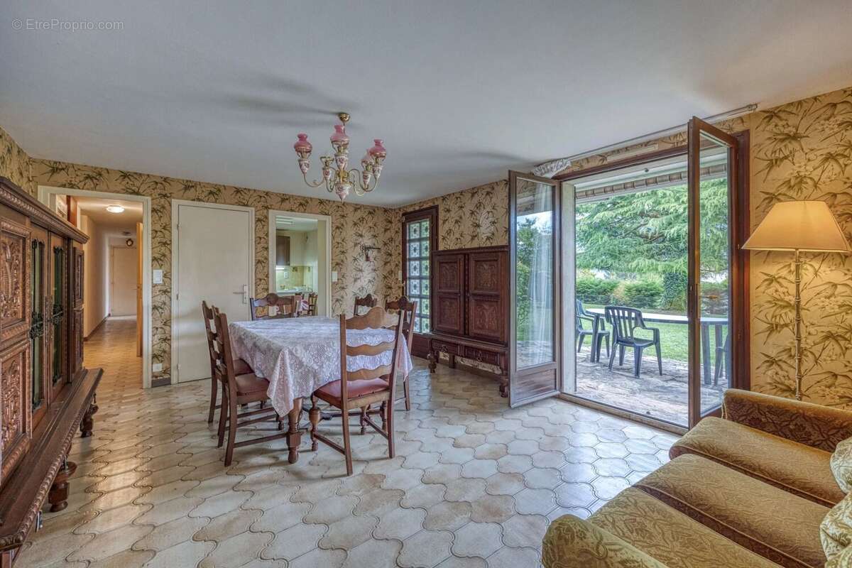 Maison à SAINT-ISMIER