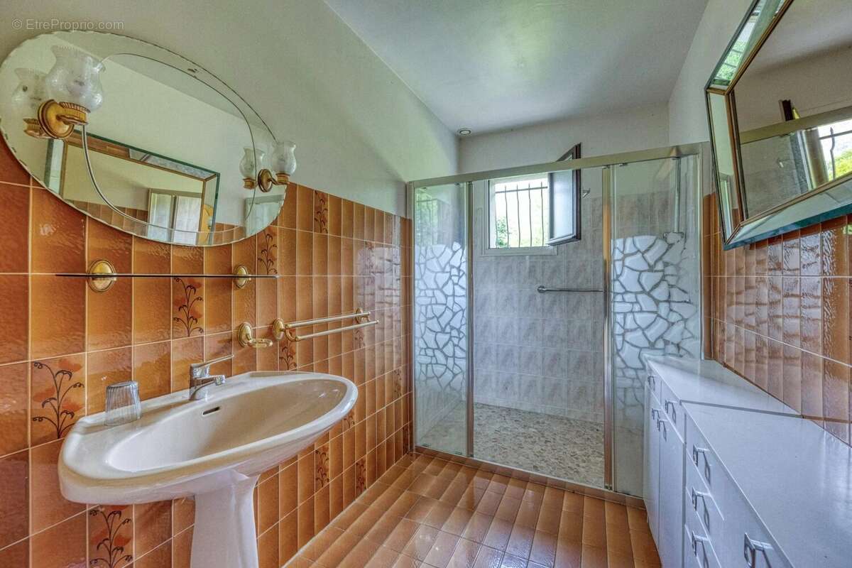 Maison à SAINT-ISMIER