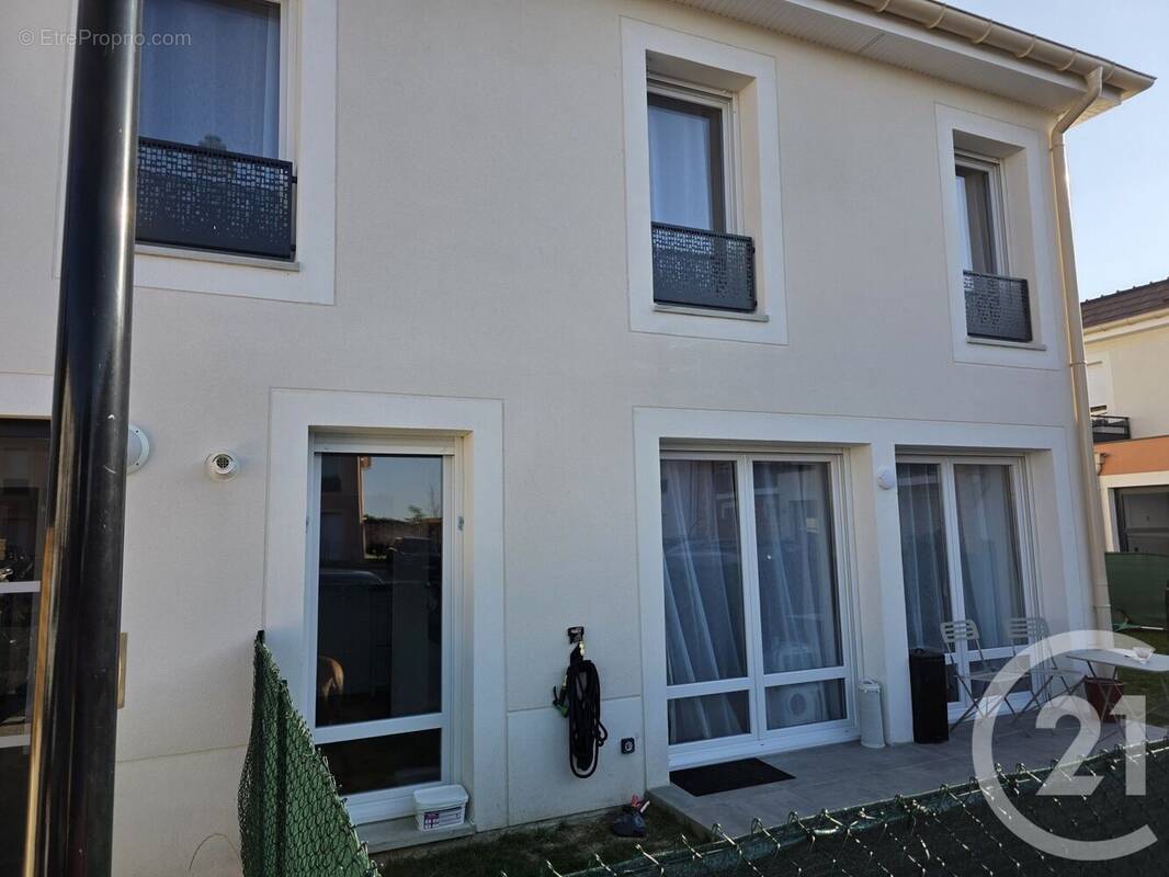 Appartement à MESSY