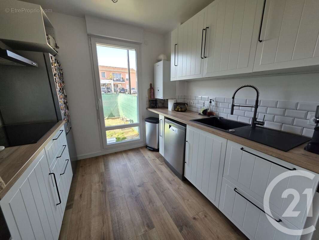 Appartement à MESSY