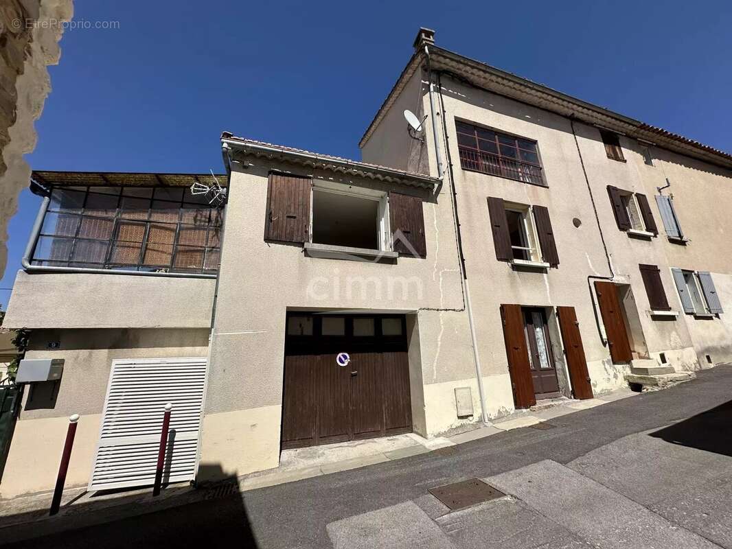 Maison à L&#039;ESCALE