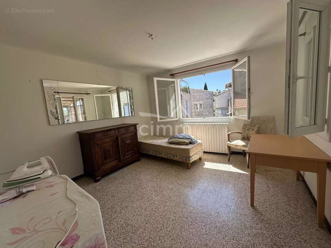 Maison à L&#039;ESCALE