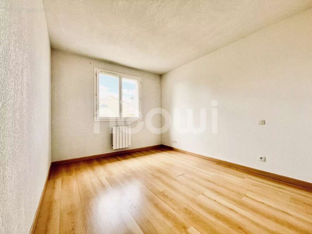 Maison à PONT-DU-CHATEAU