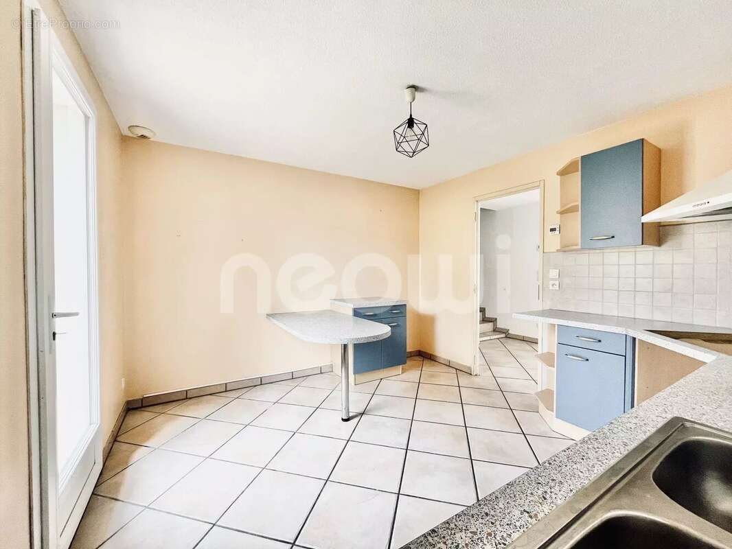 Maison à PONT-DU-CHATEAU