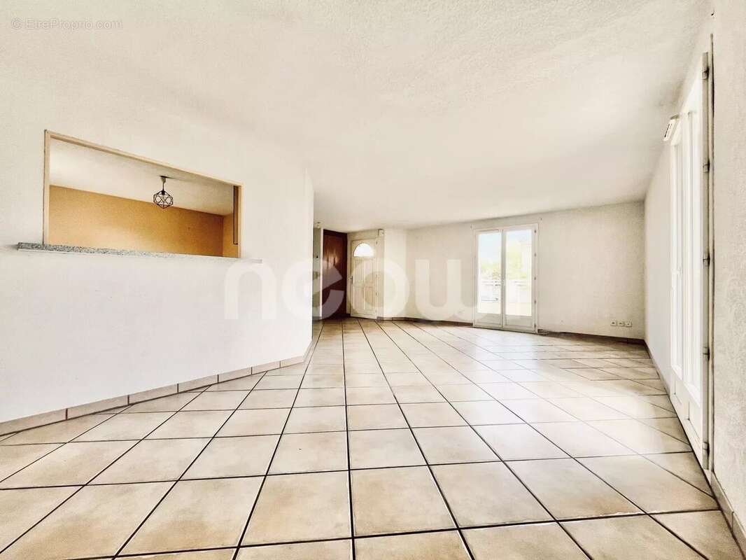 Maison à PONT-DU-CHATEAU