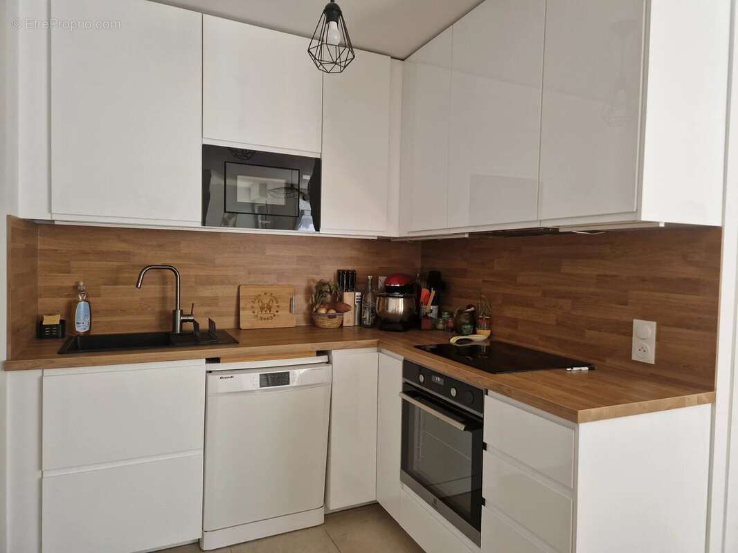 Appartement à VOISINS-LE-BRETONNEUX