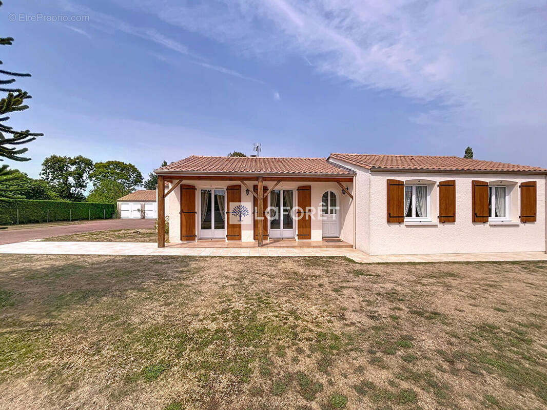 Maison à BEAULIEU-SOUS-PARTHENAY