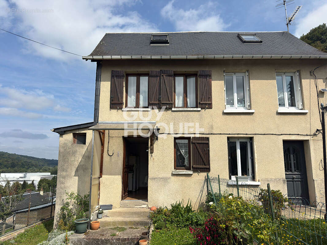 Maison à NOTRE-DAME-DE-BONDEVILLE