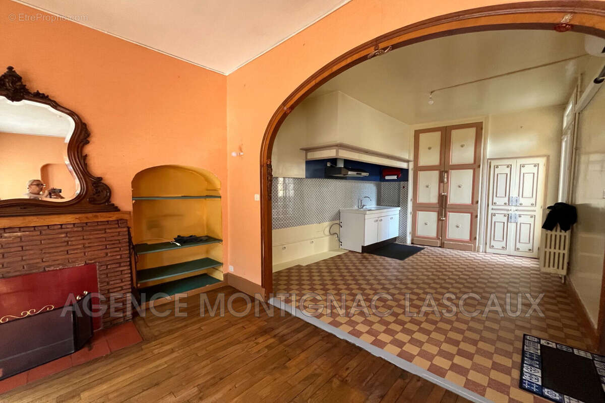 Maison à MONTIGNAC