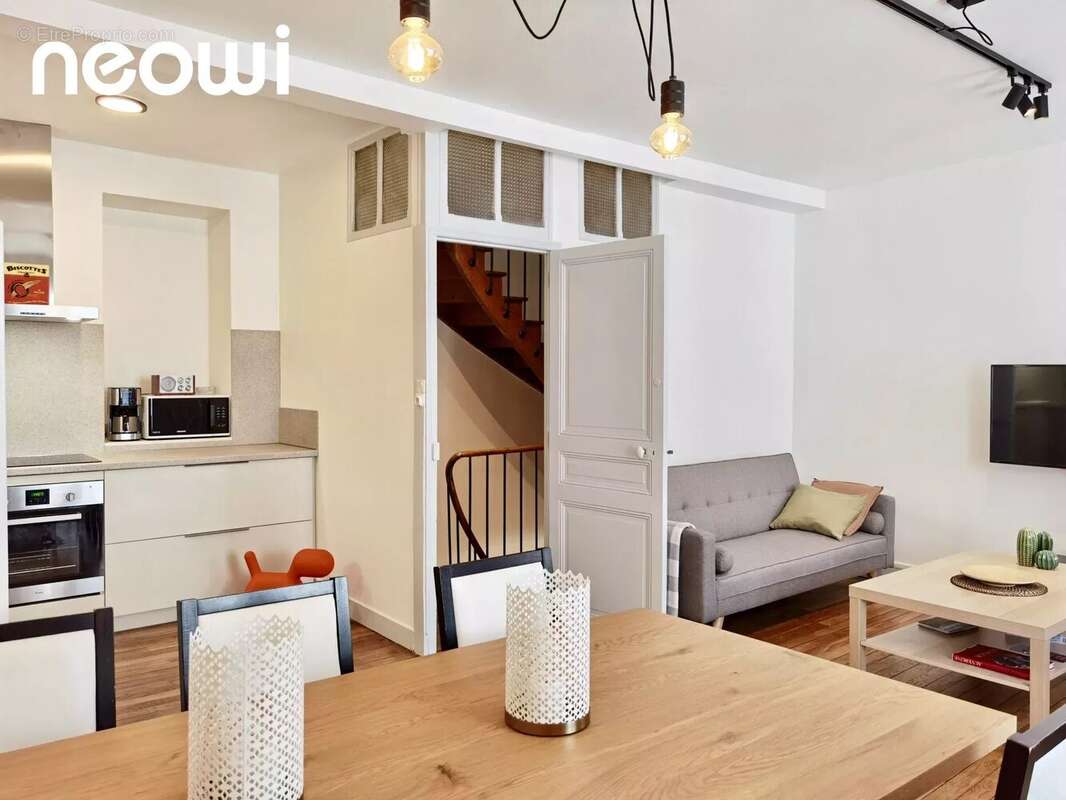 Appartement à VIC-SUR-CERE