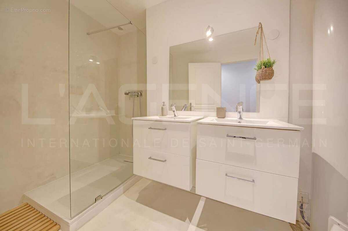 Appartement à SAINT-GERMAIN-EN-LAYE