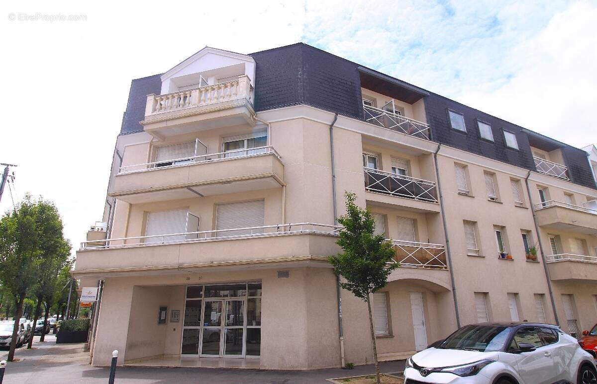 Appartement à PONTAULT-COMBAULT