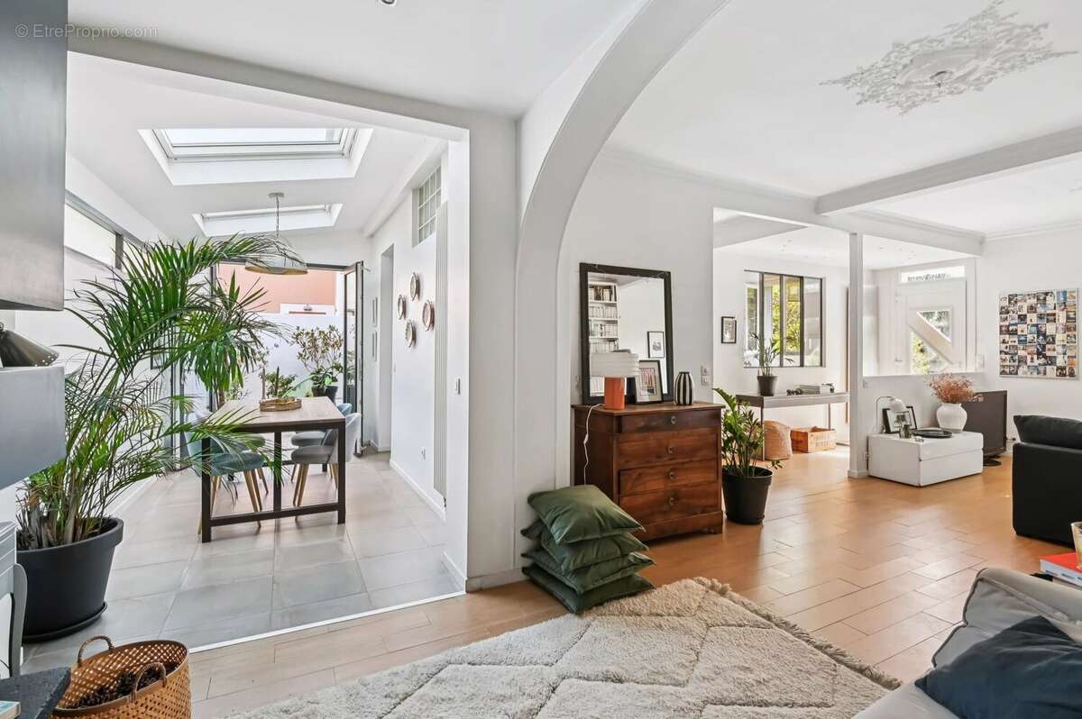 Maison à BOIS-COLOMBES