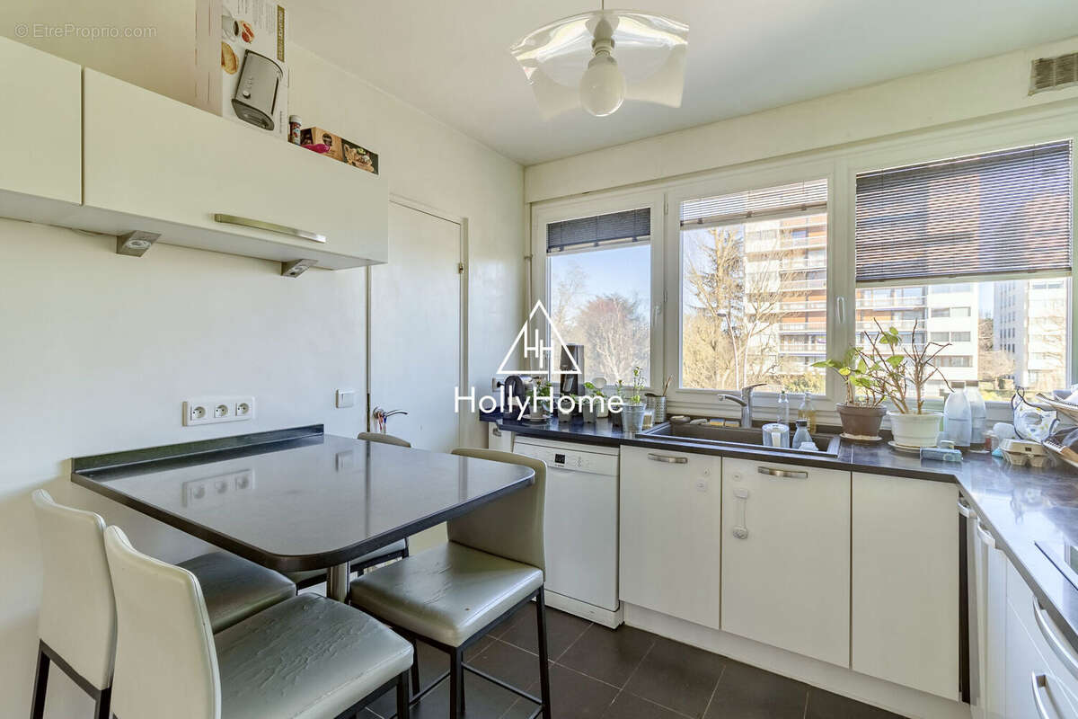 Photo 5 - Appartement à VELIZY-VILLACOUBLAY