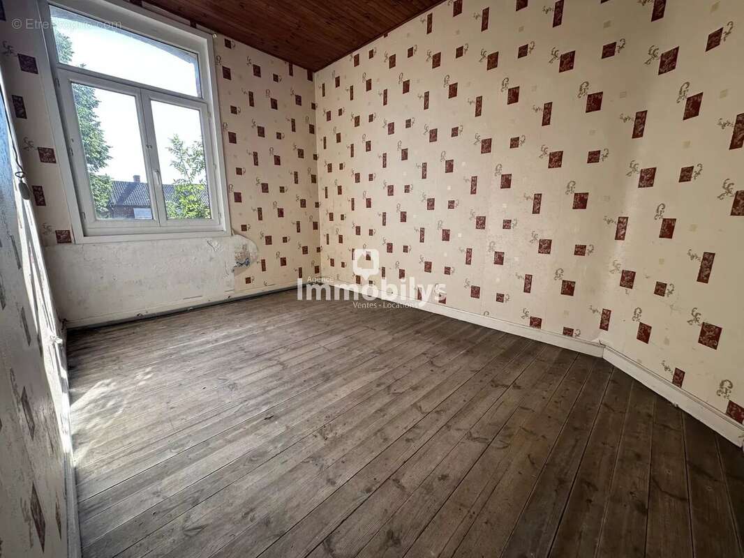 Maison à SIN-LE-NOBLE