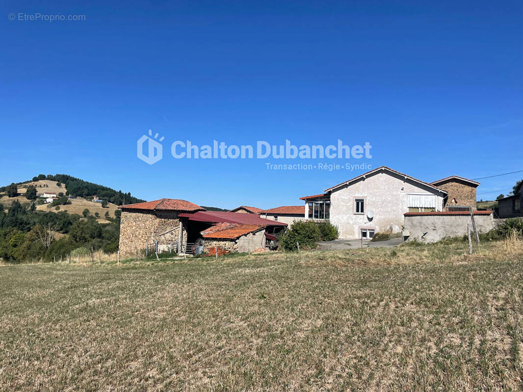 Maison à SAINTE-COLOMBE-SUR-GAND