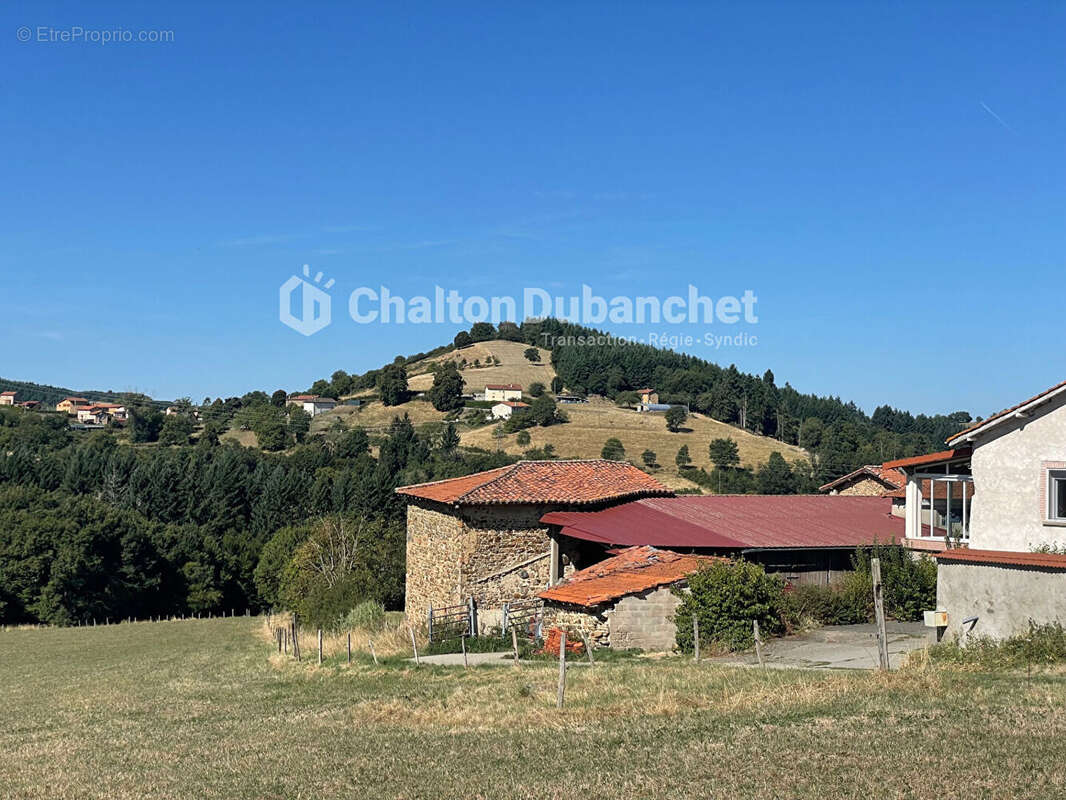 Maison à SAINTE-COLOMBE-SUR-GAND