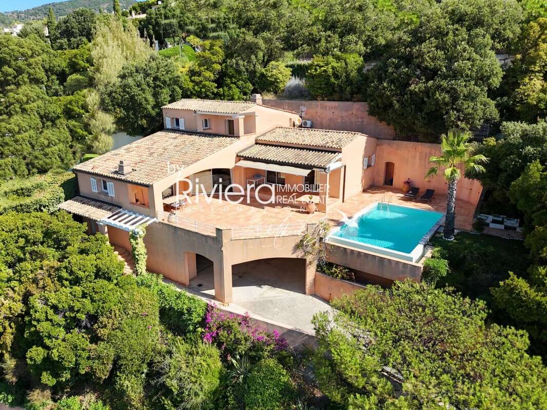 Maison à CAVALAIRE-SUR-MER