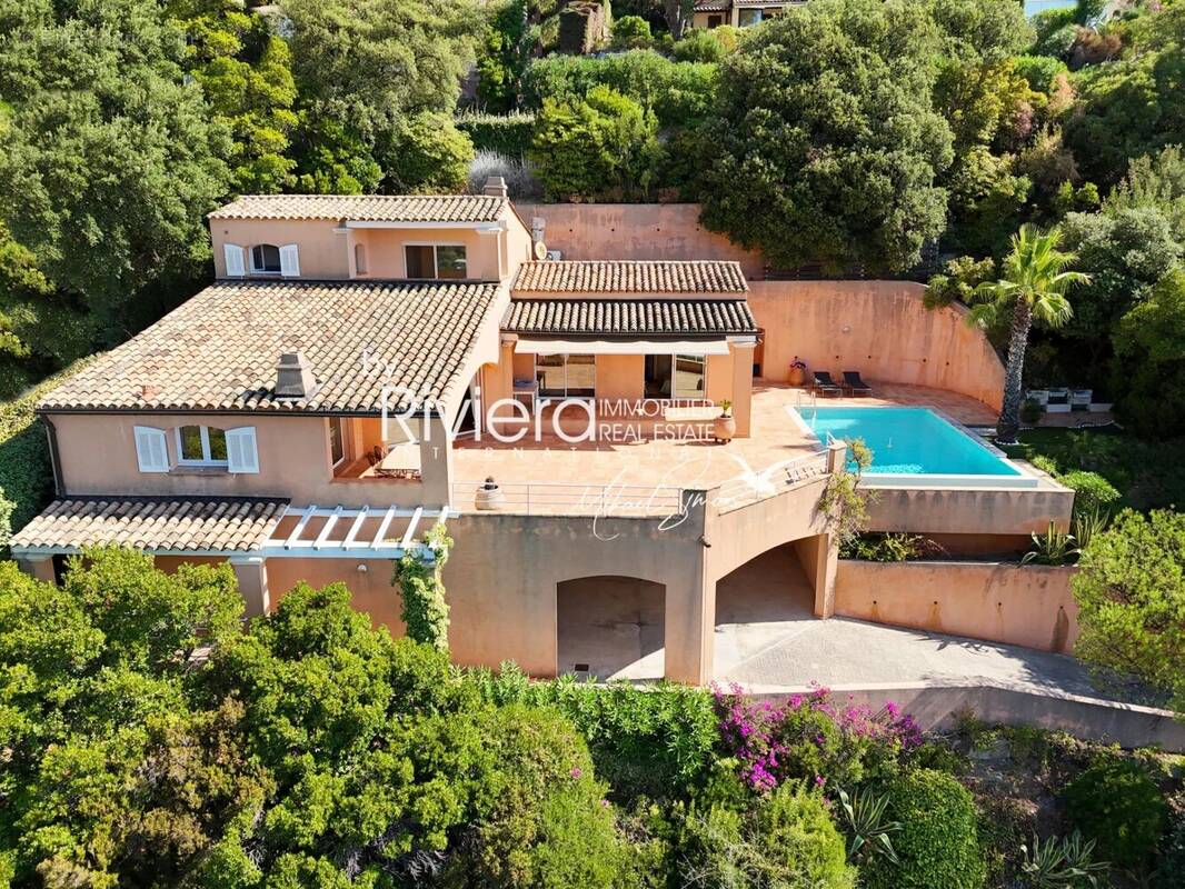Maison à CAVALAIRE-SUR-MER