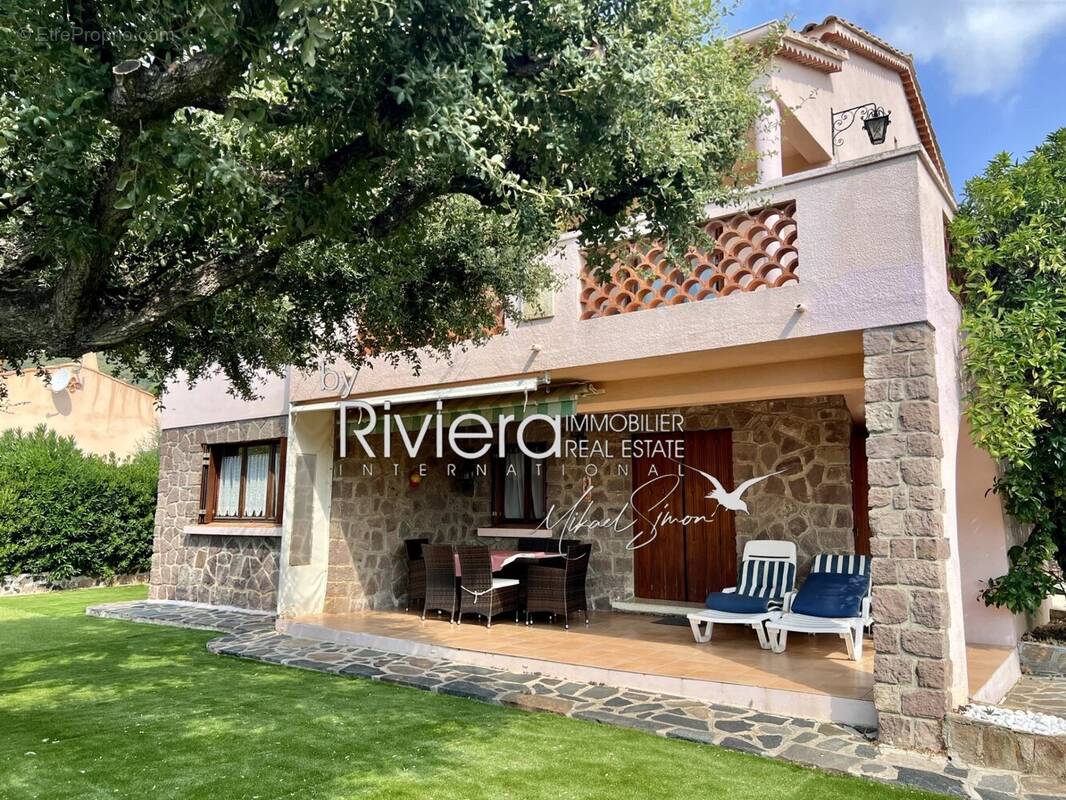 Maison à CAVALAIRE-SUR-MER