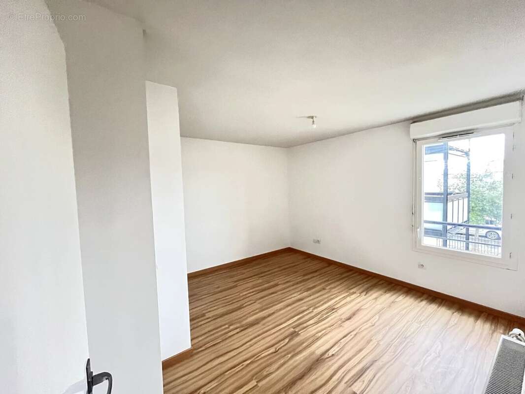 Appartement à COLOMIERS