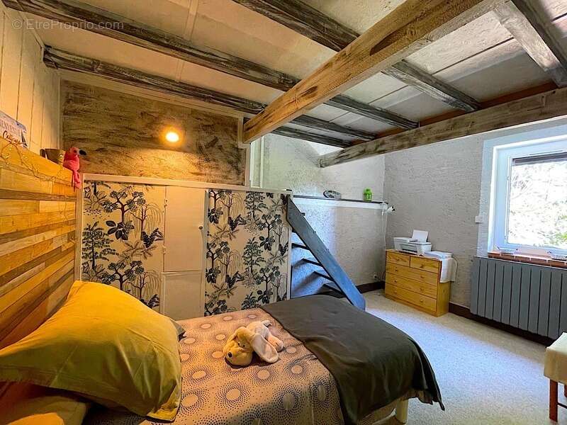 Maison à VILLENEUVE-LES-CORBIERES