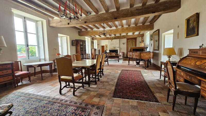 Maison à CHATEAU-DU-LOIR