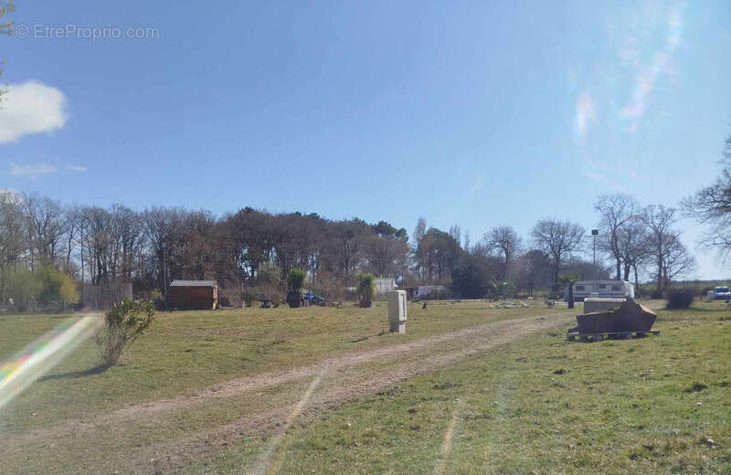 Terrain à SAINT-ARMEL