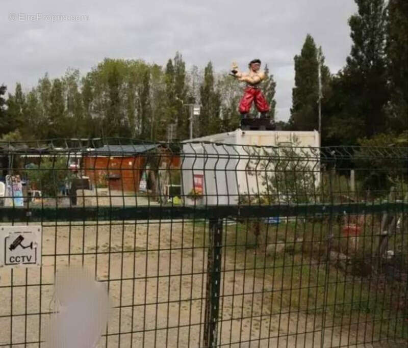 Terrain à SAINT-ARMEL