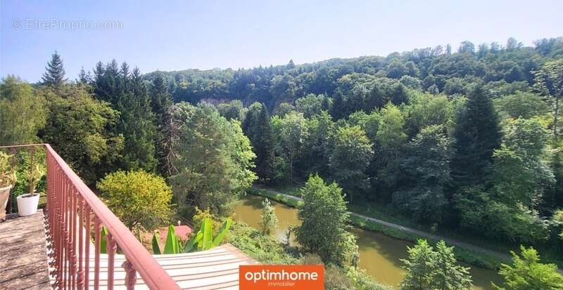 Maison à FONTENOY-LE-CHATEAU