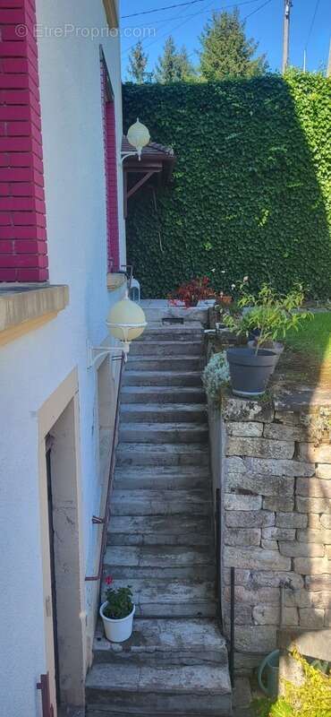 Maison à FONTENOY-LE-CHATEAU