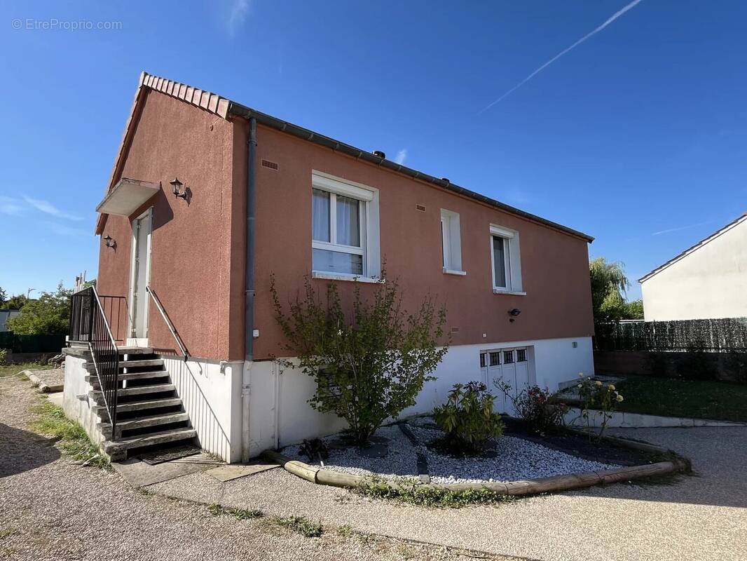 Maison à SAINT-GEORGES-SUR-BAULCHE