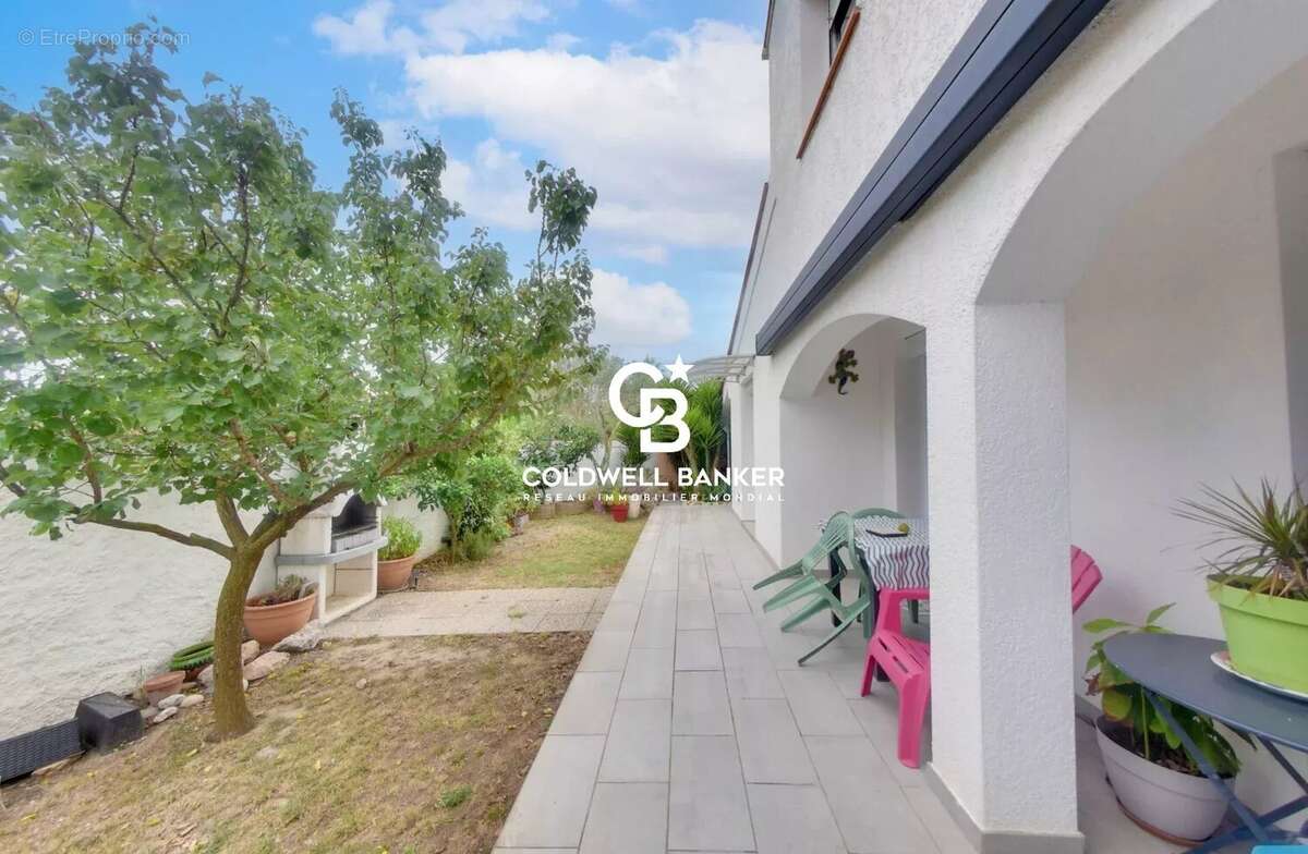 Maison à SAINT-CYPRIEN