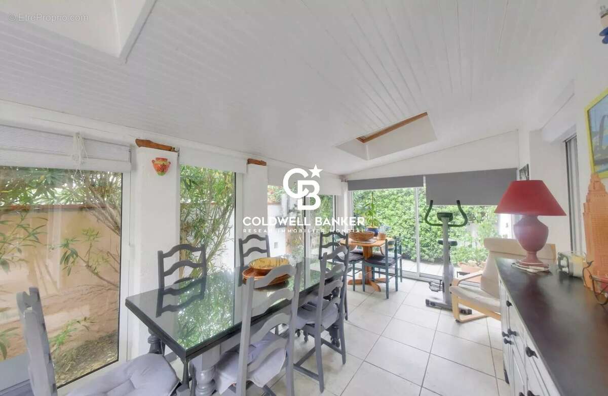 Maison à SAINT-CYPRIEN