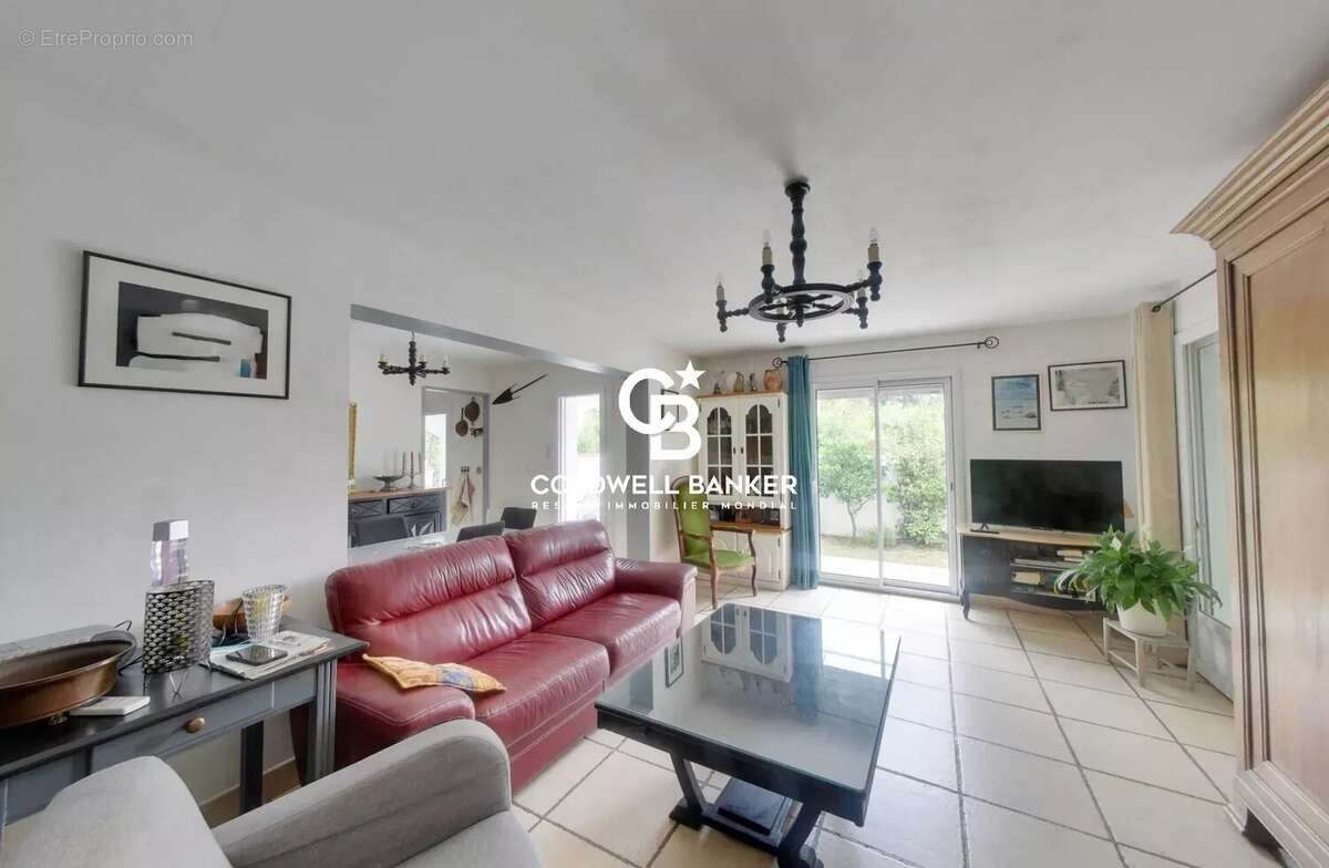 Maison à SAINT-CYPRIEN