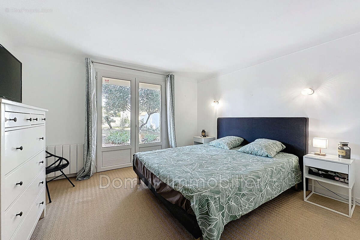 Maison à CHATEAUNEUF-DE-GADAGNE