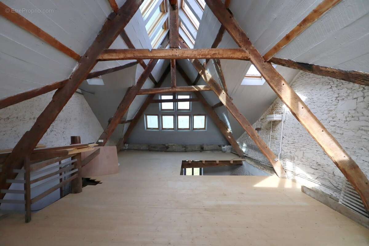 Maison à CARHAIX-PLOUGUER