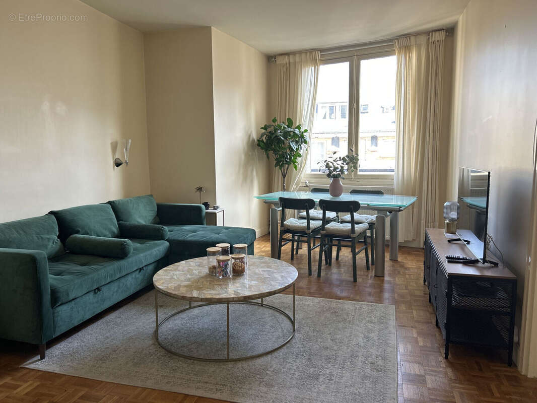 Photo 3 - Appartement à PARIS-17E
