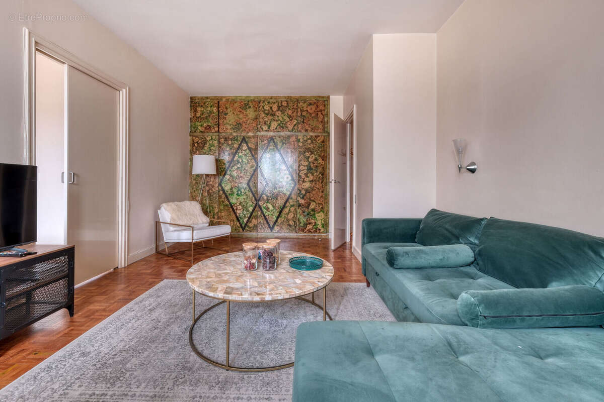 Photo 2 - Appartement à PARIS-16E