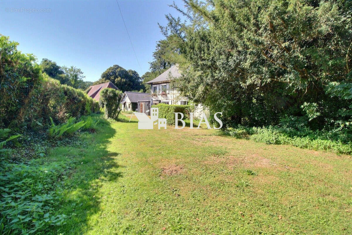 Maison à VILLERS-ECALLES