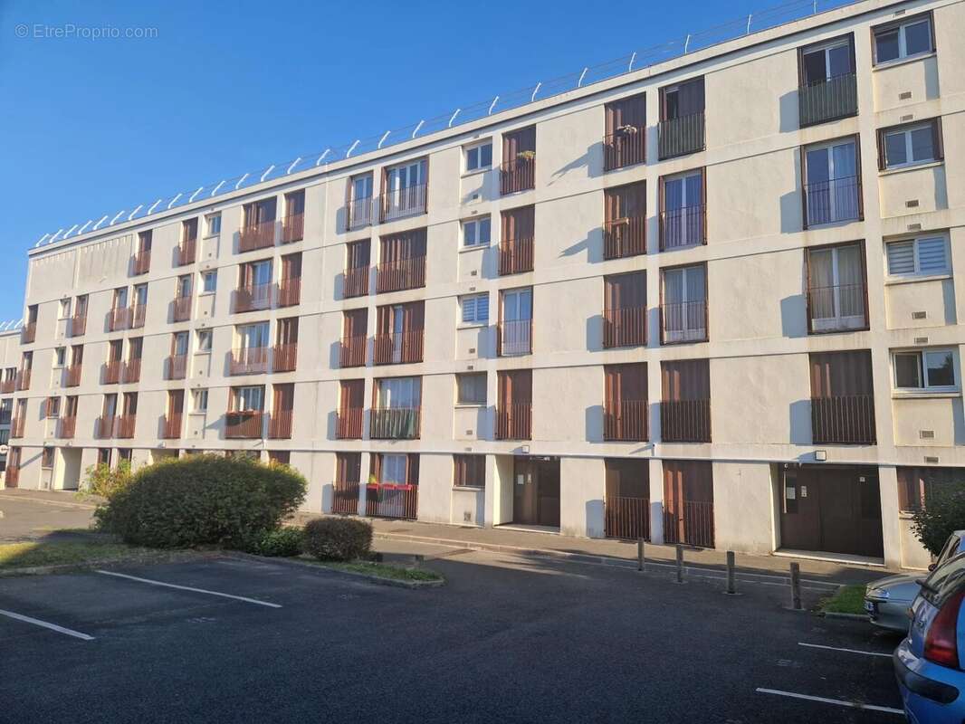 Appartement à THIAIS