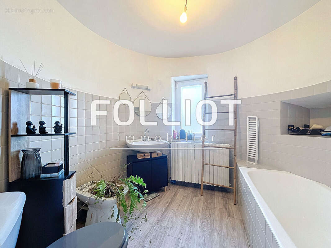 Maison à TORIGNI-SUR-VIRE