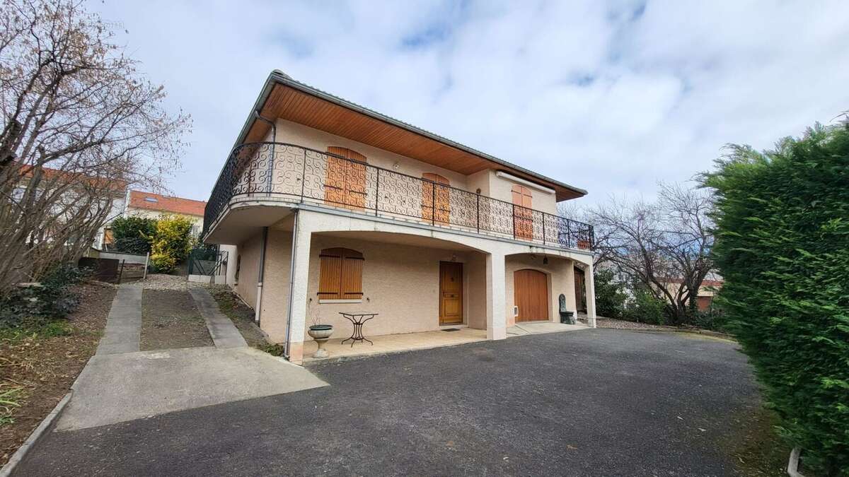 Maison à CLERMONT-FERRAND