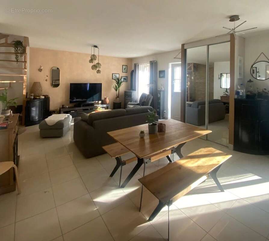 Maison à SALLENELLES