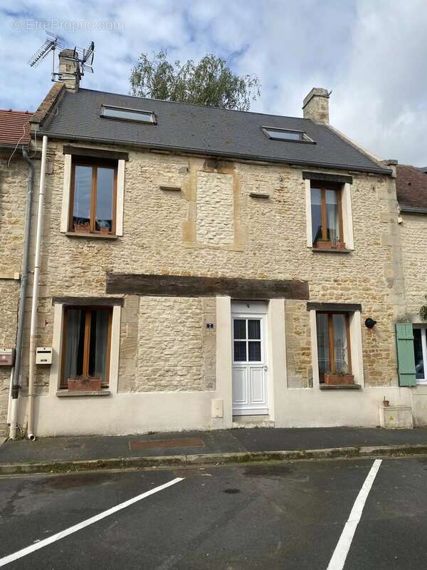 Maison à SALLENELLES