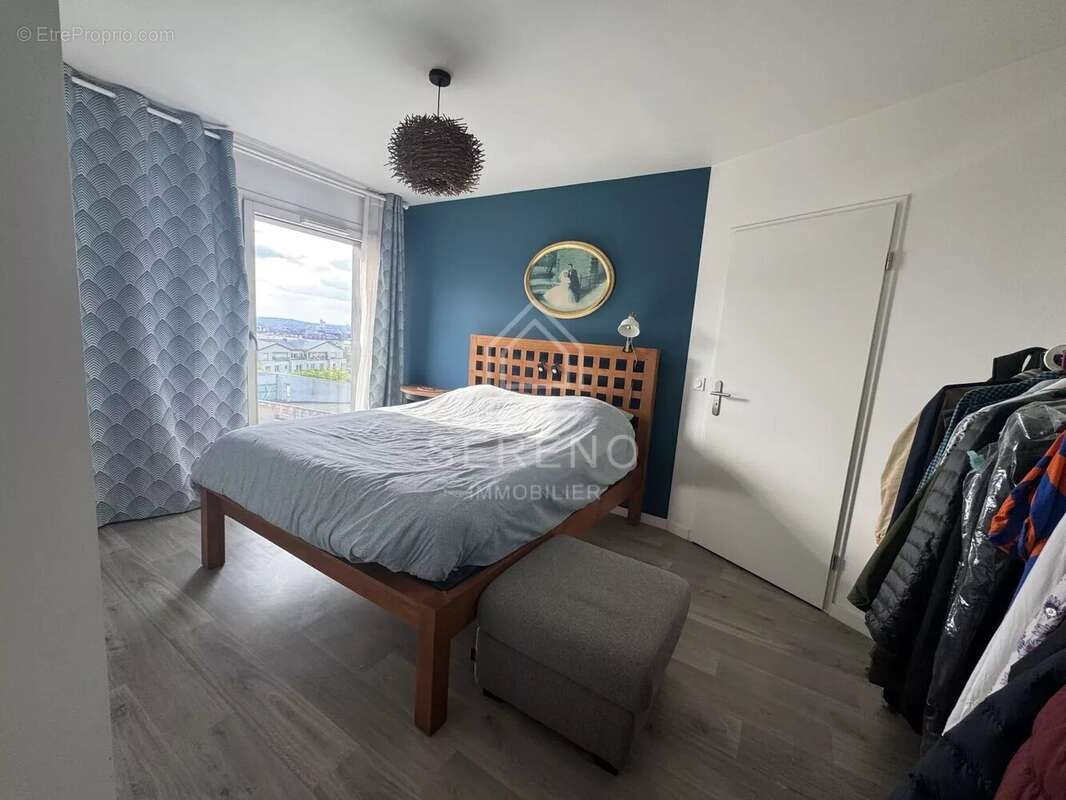 Appartement à PARIS-20E