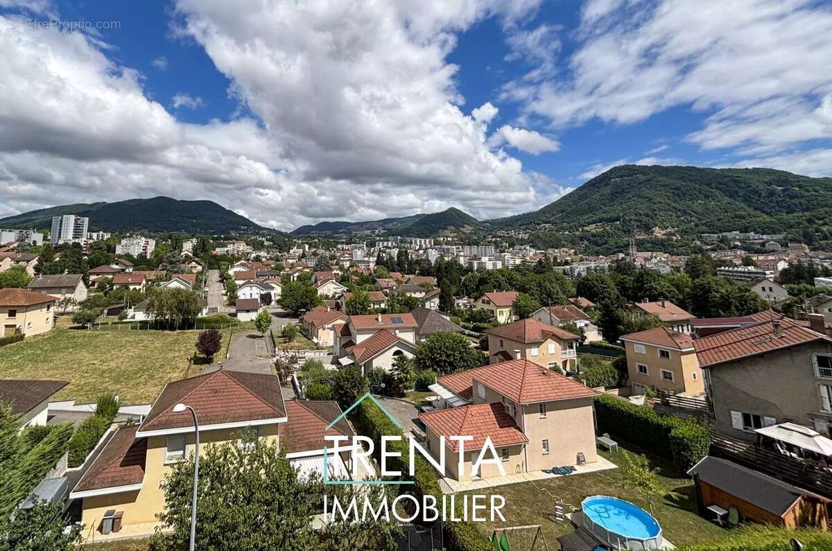 Appartement à VOIRON