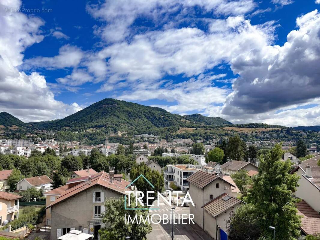 Appartement à VOIRON