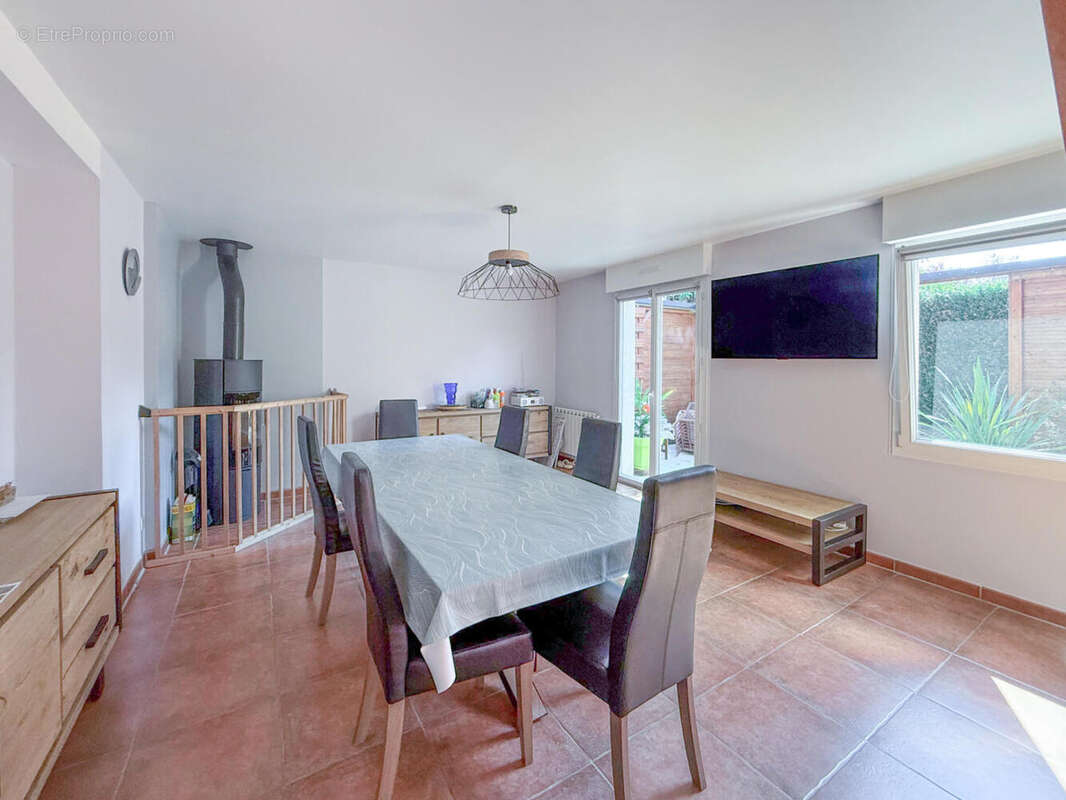 PAIX 12 - Maison à BETTON